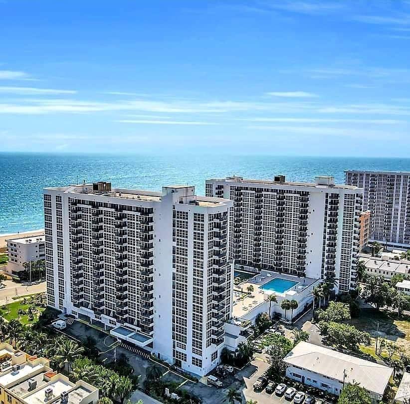 Silver Thatch Atlantic Pl