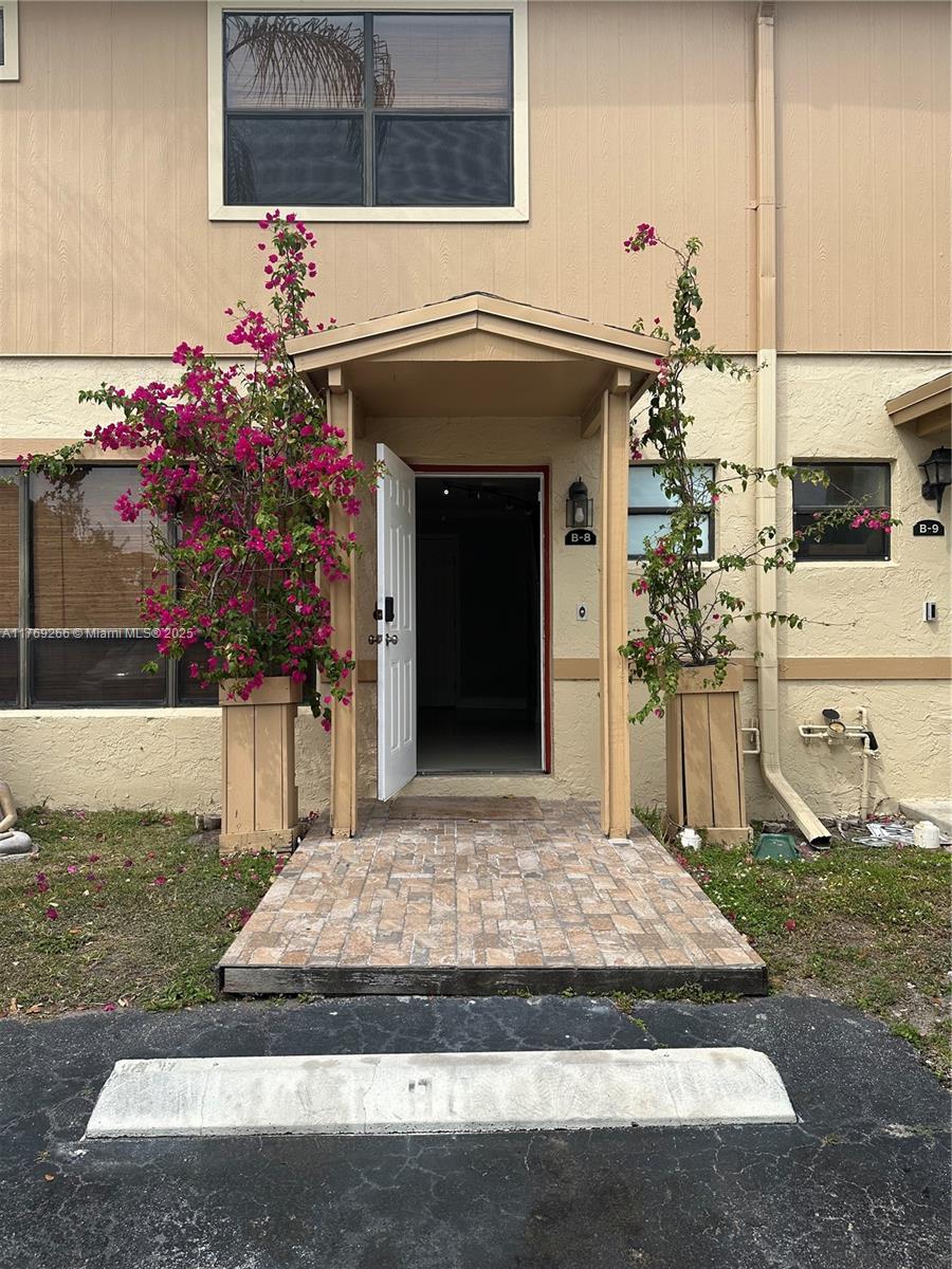 Village At Blue Lake Cond