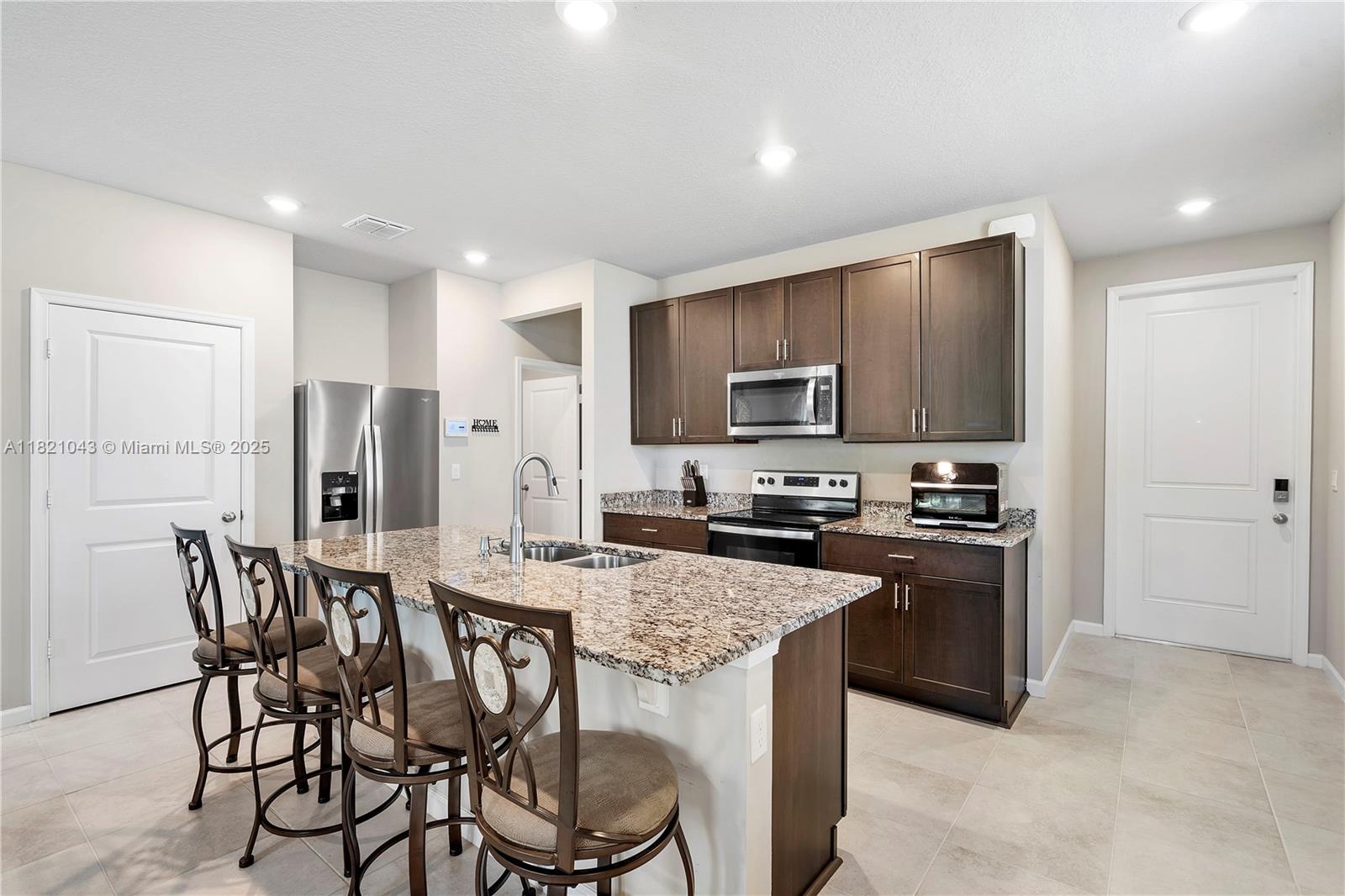 Enclave At Mangonia Park