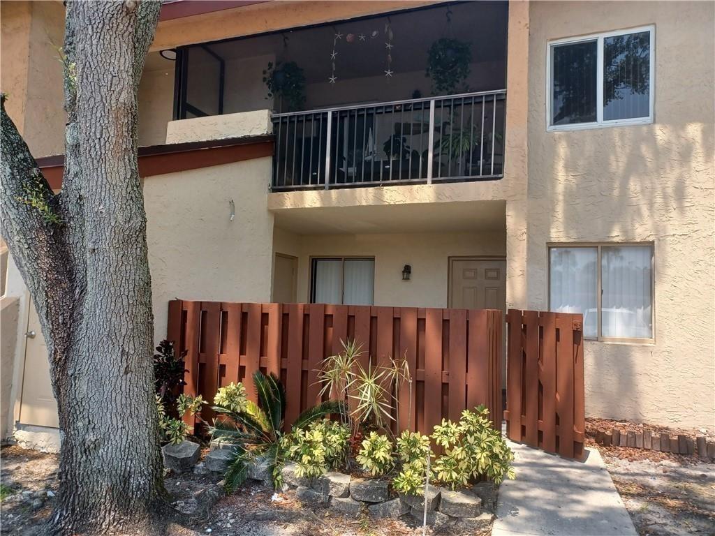 Royale Gardens Condo