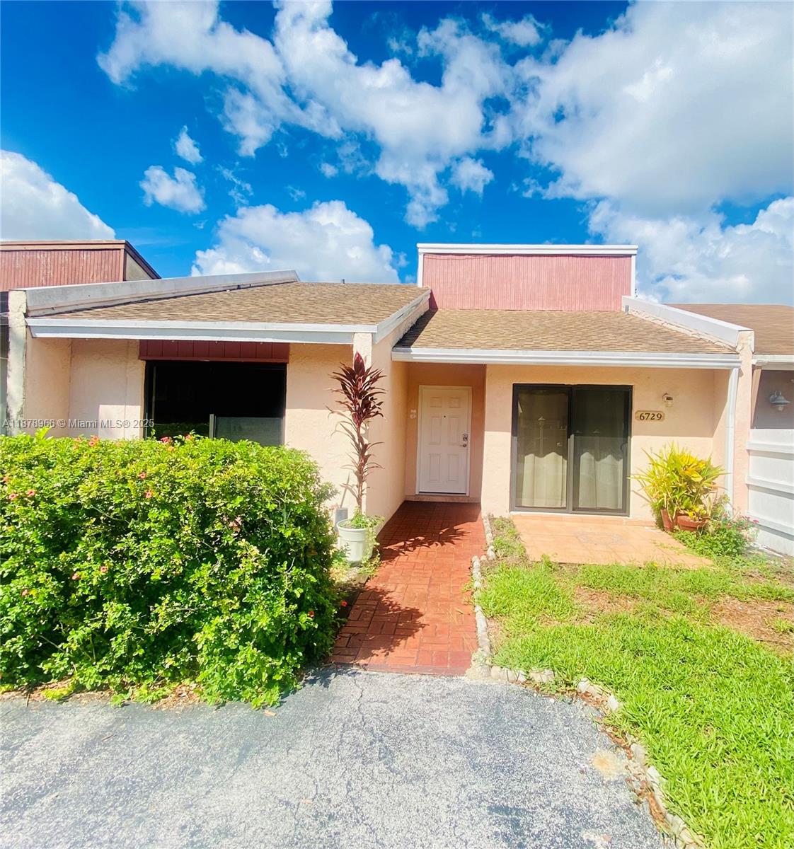 Palm-Aire Village 3Rd Sec