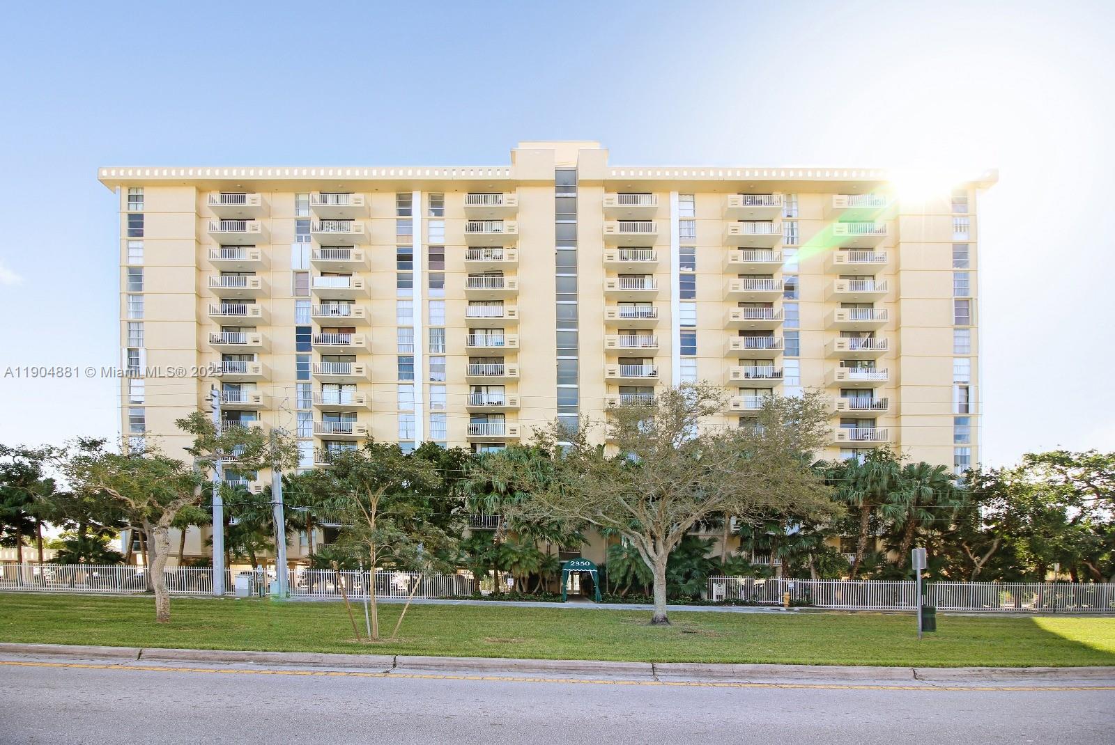 Vecino Del Mar Condo