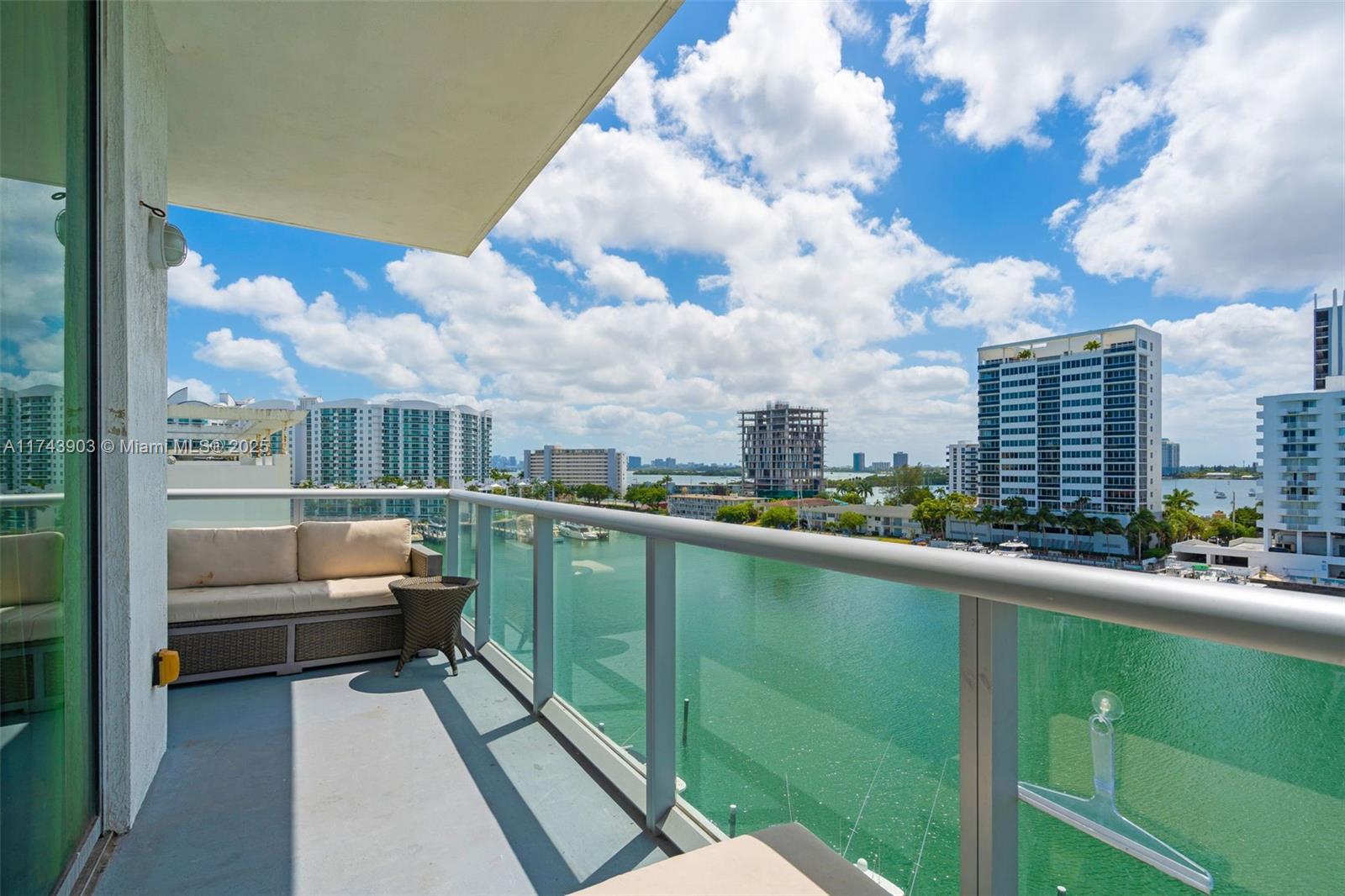 Eloquence On The Bay Cond